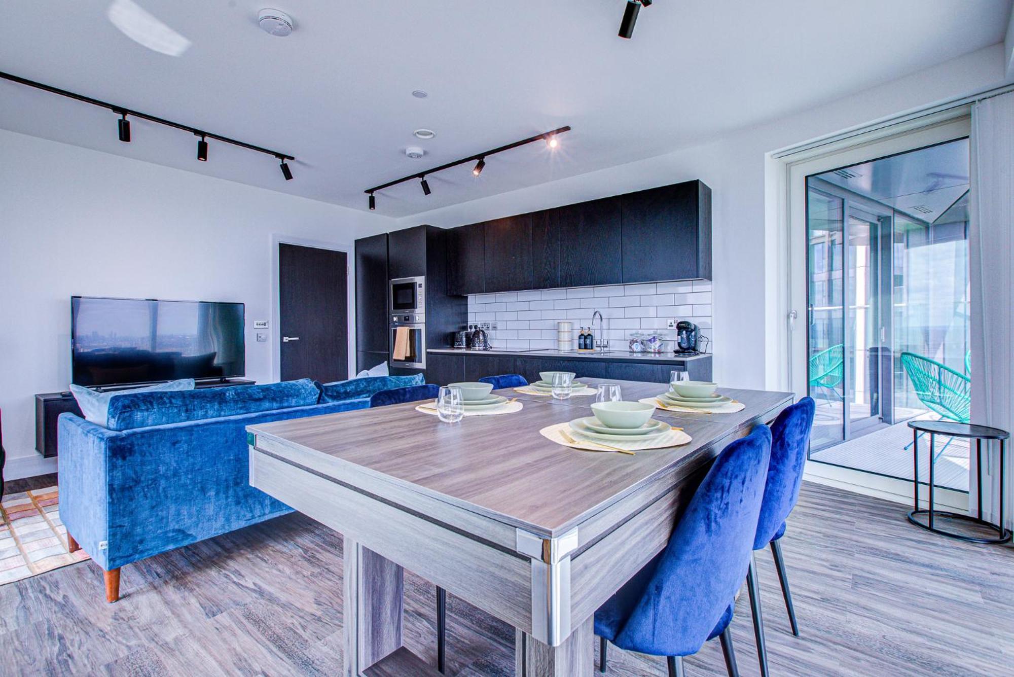 Apartament Legacy Punks By Artsy
